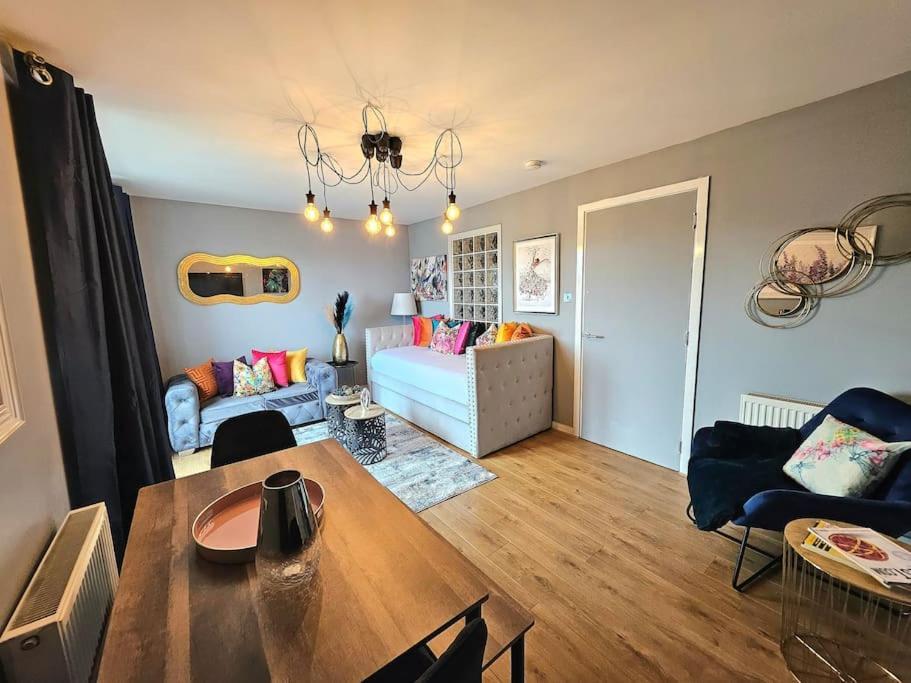 Apartmán 4 Separate Beds, Sleeps 6, Beautiful 2 Bed Apt Edinburgh Exteriér fotografie