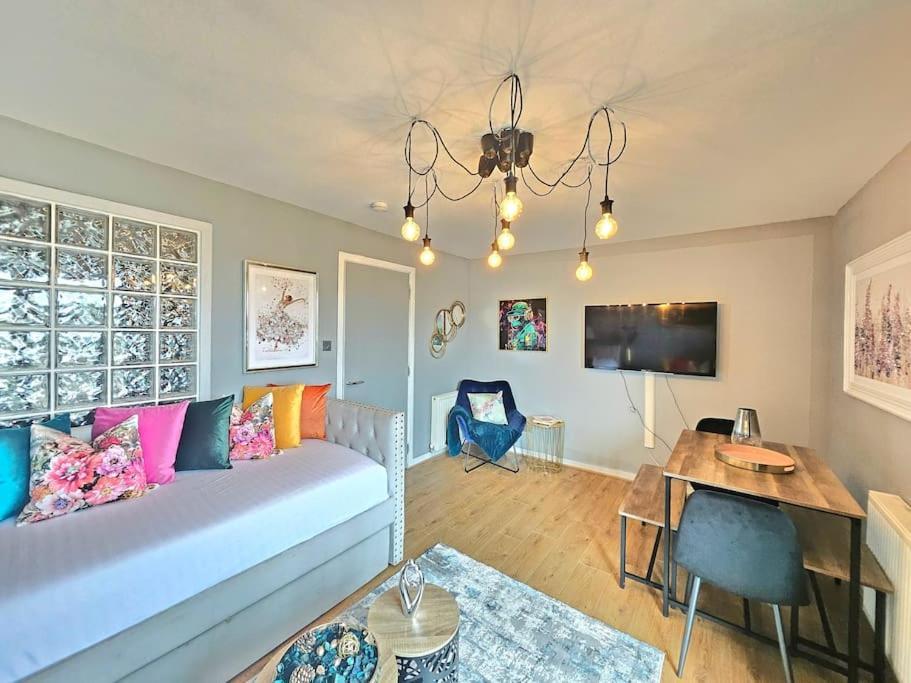 Apartmán 4 Separate Beds, Sleeps 6, Beautiful 2 Bed Apt Edinburgh Exteriér fotografie