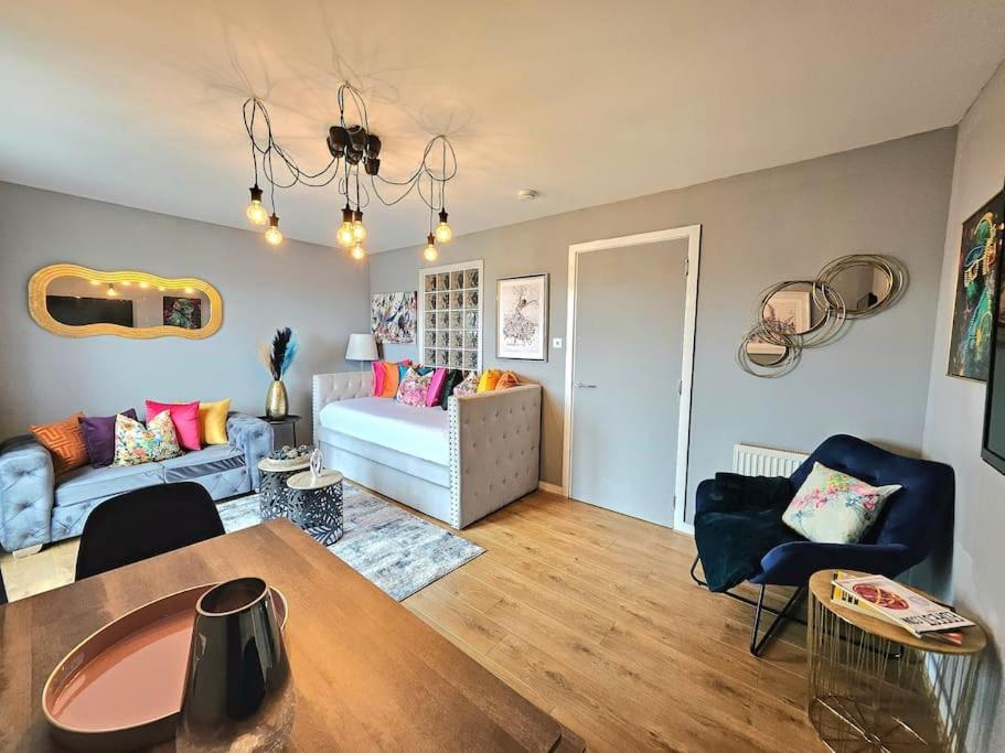 Apartmán 4 Separate Beds, Sleeps 6, Beautiful 2 Bed Apt Edinburgh Exteriér fotografie